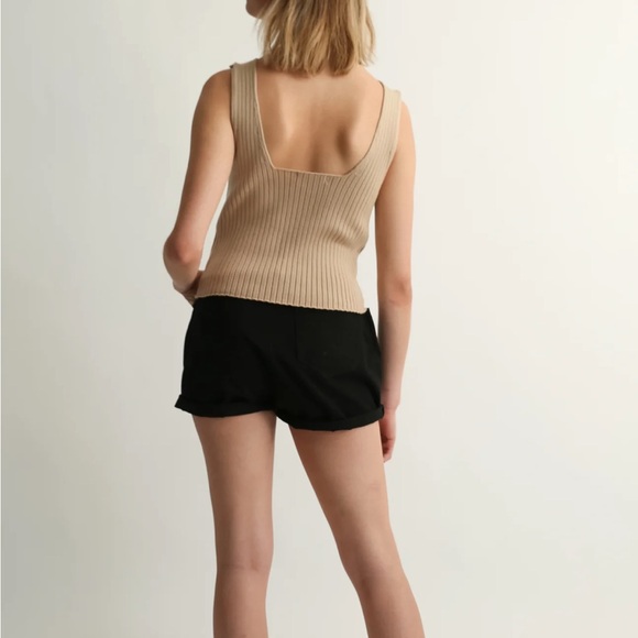 Almina Concept Ribbed Knit Vest - Picture 4 of 8